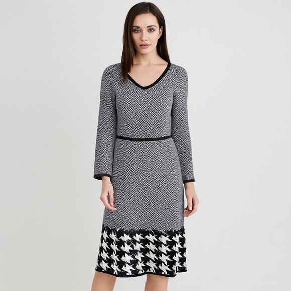 Nine West V-Neck Sweater Dress M | Chevron + Houndstooth | Chic Monochrome Knit - Picture 1 of 9